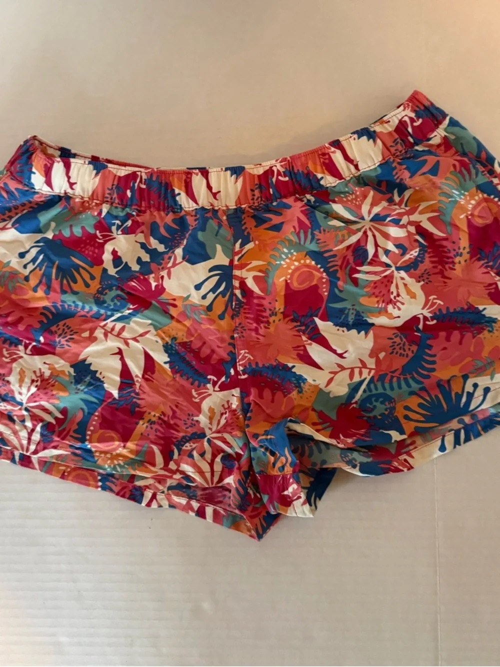 Patagonia Multicolor Tropical Print Athletic Shorts - Picture 4 of 4